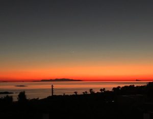 sunset in griekenland syros