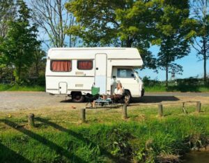 camperbusje van Fien in de natuur